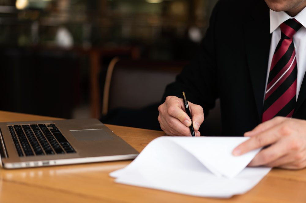 Como a EvidJuri garante quesitos precisos para provas sólidas na perícia