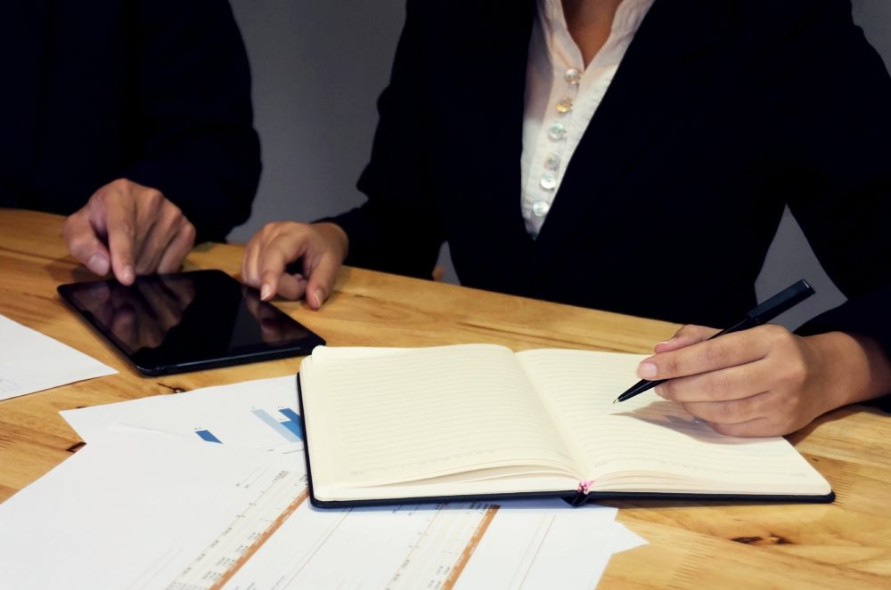 Como a auditoria jurídica pode proteger seu projeto de perdas financeiras e jurídicas