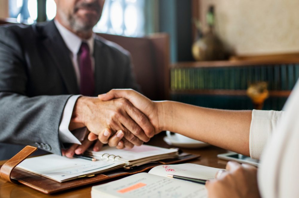 Com Estratégia do Sthefano Cruvinel CEO da EvidJuri, Brunsker Vence a Oracle em Disputa Judicial e Anula Cobrança Milionária, Aponta a Business Moment